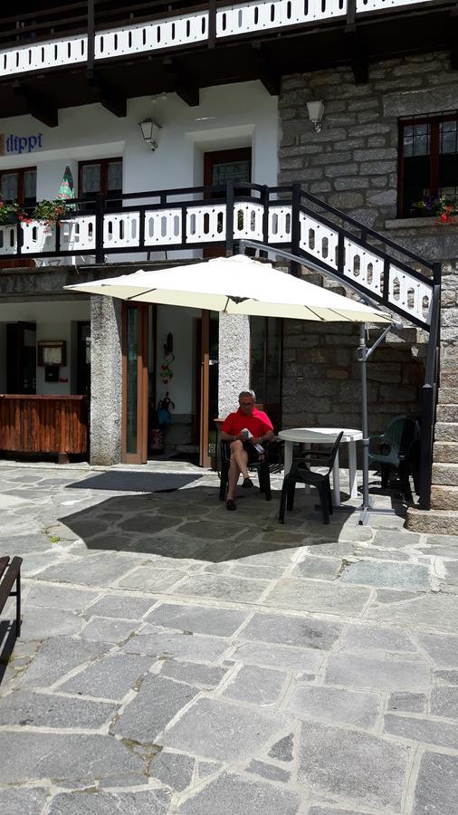 Hotel Casa Alpina De Filippi à Macugnaga Extérieur photo