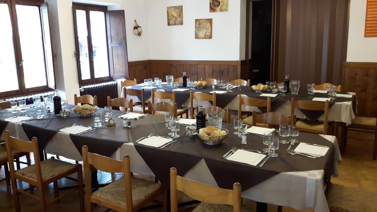 Hotel Casa Alpina De Filippi à Macugnaga Extérieur photo
