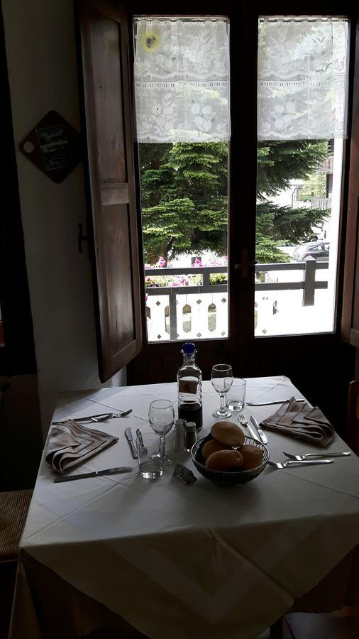 Hotel Casa Alpina De Filippi à Macugnaga Extérieur photo