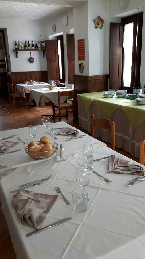 Hotel Casa Alpina De Filippi à Macugnaga Extérieur photo